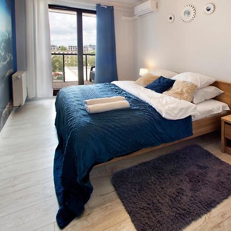 Cybernetyki 6B Serviced Accommodation Варшава Екстериор снимка