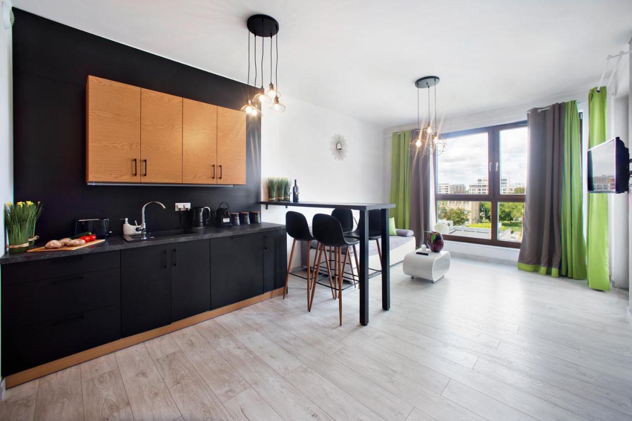 Cybernetyki 6B Serviced Accommodation Варшава Екстериор снимка
